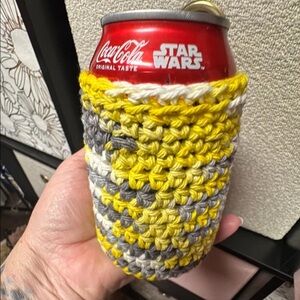 Handmade Yellow & Gray Crochet Can Cozy - Unbranded